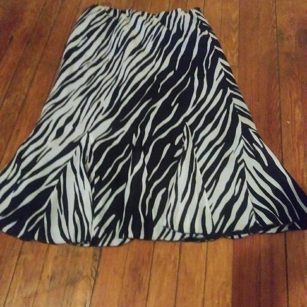 Black & White Zebra Printed Skirt